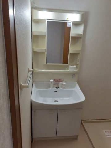ルート３＆カーサⅢの洗面所|広い洗面スペース