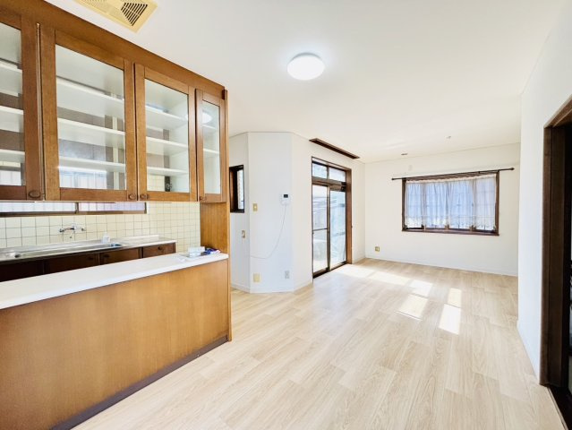 岸和田市額原町　中古戸建の居間・リビング