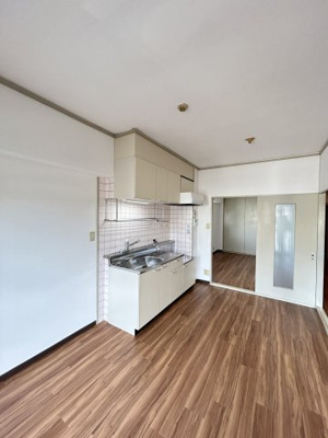 【居間・リビング】 | シャルム香ヶ丘