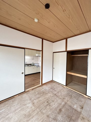 【洋室】 | シャルム香ヶ丘