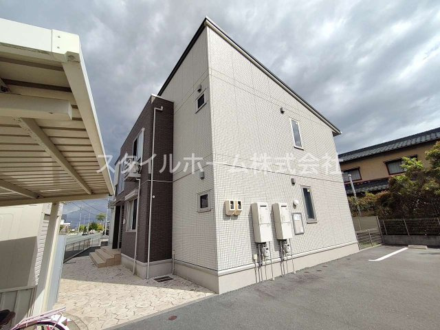 レストルージュ泉のエントランス
