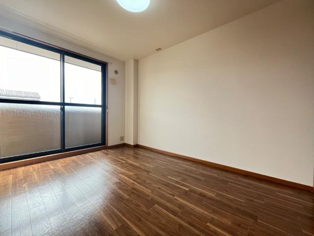 コンフォルト　スクエアの内装|洋室