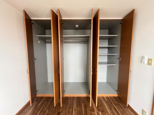 コンフォルト　スクエアの収納|クローゼット