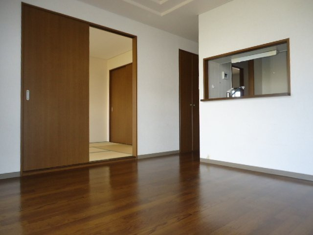 アムールエバーハイツの居間・リビング|リビング