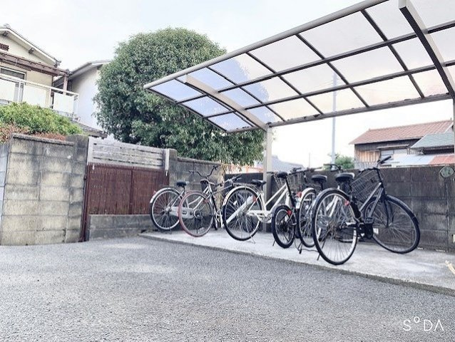 レオパレスル・ベルのその他