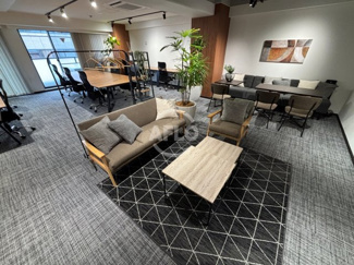 【居間・リビング】 | M.BALANCE MIDOSUJI HOMMACHI | M.BALANCE MIDOSUJI HOMMACHI　セットアップ家具付き