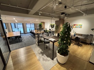 【居間・リビング】 | M.BALANCE MIDOSUJI HOMMACHI | M.BALANCE MIDOSUJI HOMMACHI　ラウンジスペース