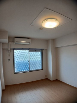 【内装】 | アズゥ－ル | 内装もきれいです