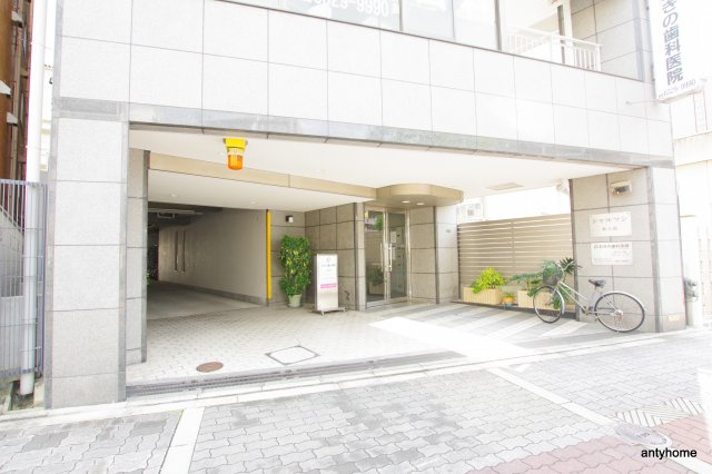 シャルマン新大阪　仲介手数料無料のエントランス