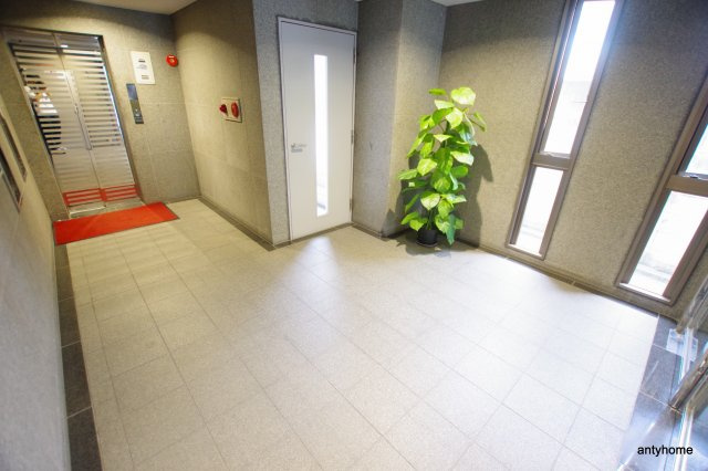 シャルマン新大阪　仲介手数料無料のロビー