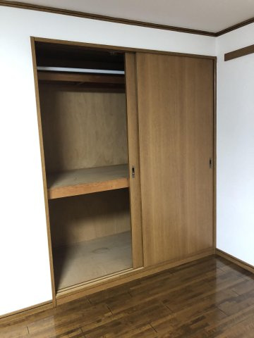【収納】 | ラピス博多駅東 | 別号室の写真になります。現況優先。