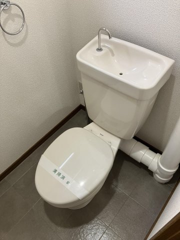 【トイレ】 | ラピス博多駅東 | 別号室の写真になります。現況優先。