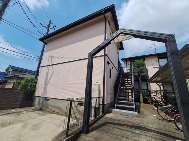 メゾンパティオA棟のエントランス|ミサワホーム施工