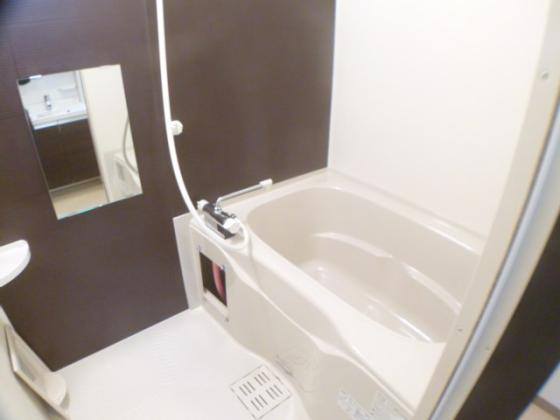 フジパレス御影WESTの浴室