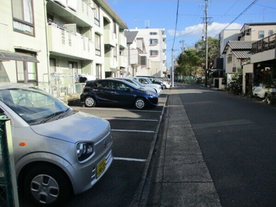 【駐車場】 | コーポラスカトレア