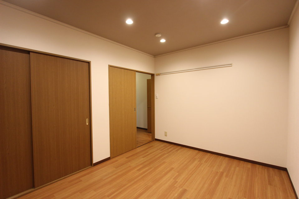 エコーハイツ2号棟