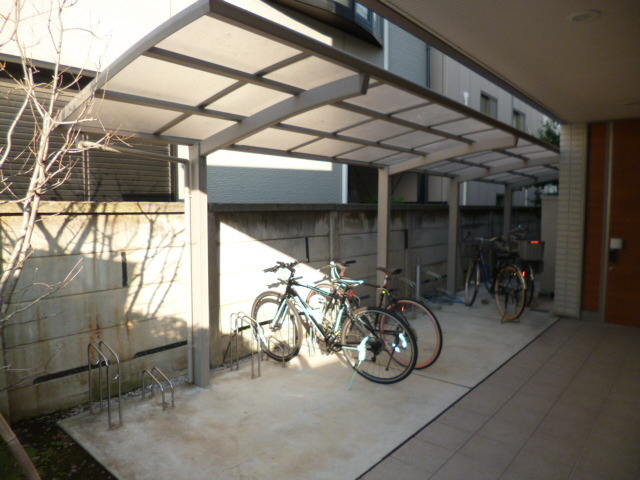 ブライトコートの駐車場|★屋根付き駐輪場★