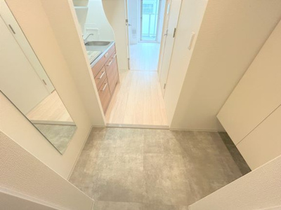 【玄関】 | セレニテフラン新大阪