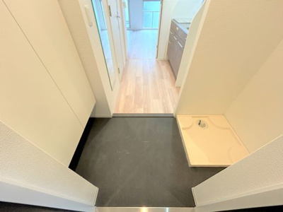 【玄関】 | セレニテフラン新大阪