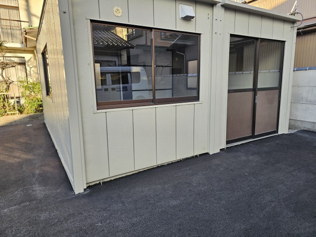 彦根市平田町の店舗事務所の外観|事務所や学習塾など如何でしょうか