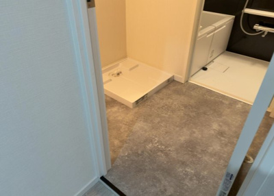 【脱衣所】 | ホビーバーンズ | 洗面脱衣所は「体を綺麗に整える場所」という目的と役割を持っています。そして便利で使い勝手のいい「体を綺麗に整える場所」にするためには、配置や動線、照明や収納計画をしっかりと検討しておく必要があります。