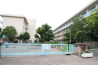 所沢市立泉小学校まで190ｍ
