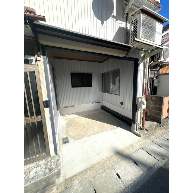 岐阜市山吹町４丁目の一戸建ての駐車場|軽自動車・バイク置き場