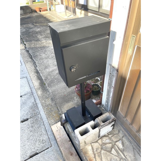 岐阜市山吹町４丁目の一戸建ての玄関