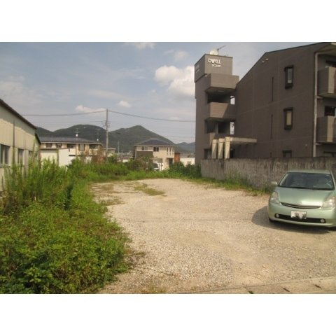 各務原市鵜沼羽場町６丁目の駐車場の外観