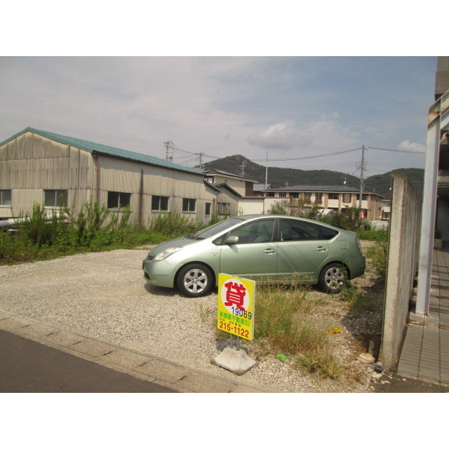 各務原市鵜沼羽場町６丁目の駐車場の外観