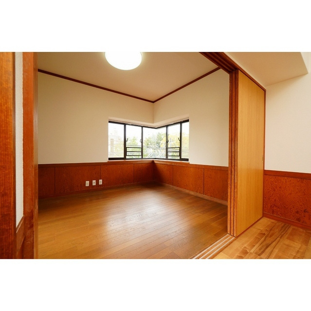 岐阜市田生越町の賃貸マンションの居間・リビング|西洋室　6帖