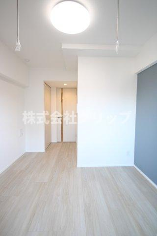 LUMEED横濱末吉町の居間・リビング