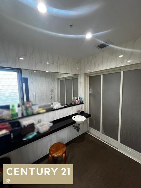 和歌山市小野町３丁目の中古一戸建の独立洗面台