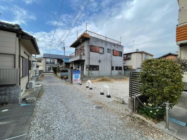 和歌山市西高松2丁目　土地の前面道路含む現地写真