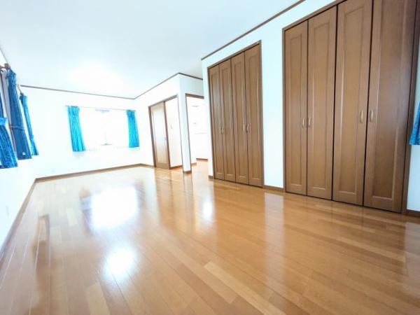 宮崎市潮見町　中古戸建の洋室