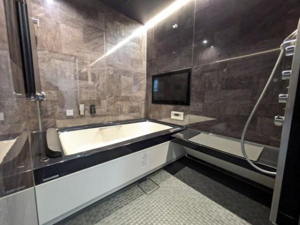 宮崎市潮見町　中古戸建の浴室