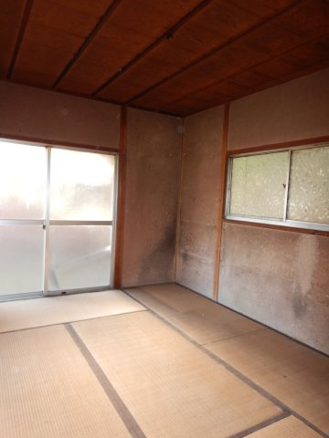 倉敷IC近くの倉庫の内装