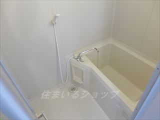 広島市安佐北区落合南２丁目のアパートの浴室