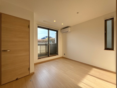 【居間・リビング】 | Grandtic Perfetto Futsukaichi　★HPに全物件の初期費用掲載中です！★