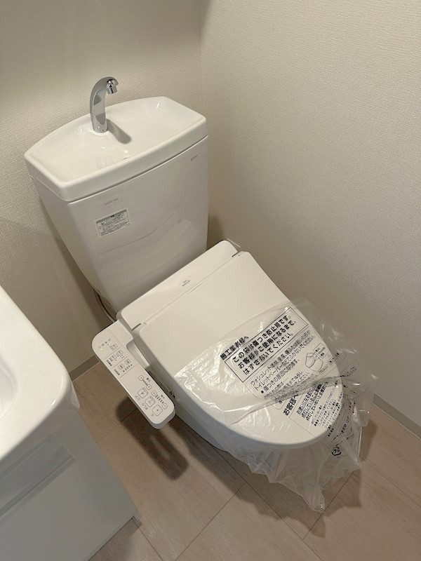 マーロ後楽園のトイレ|※写真は同タイプの別室になります