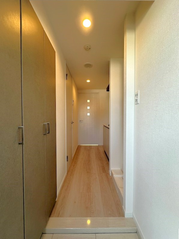 マーロ後楽園の玄関|※写真は同タイプの別室になります