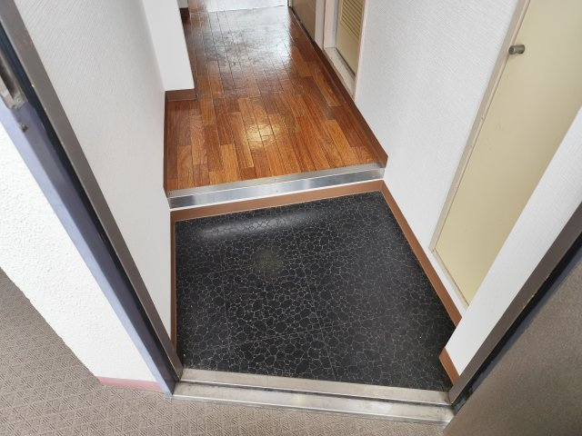 エスポワール新小岩の玄関