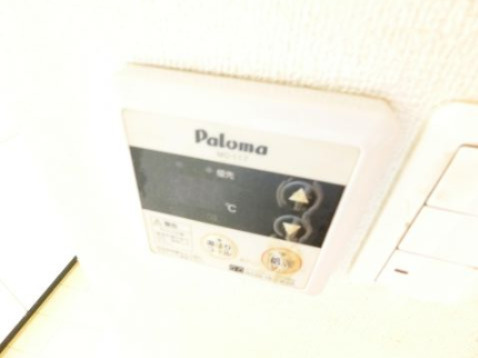 フィオーレ松ヶ丘の浴室