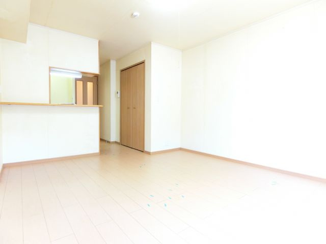 フィオーレ松ヶ丘の居間・リビング