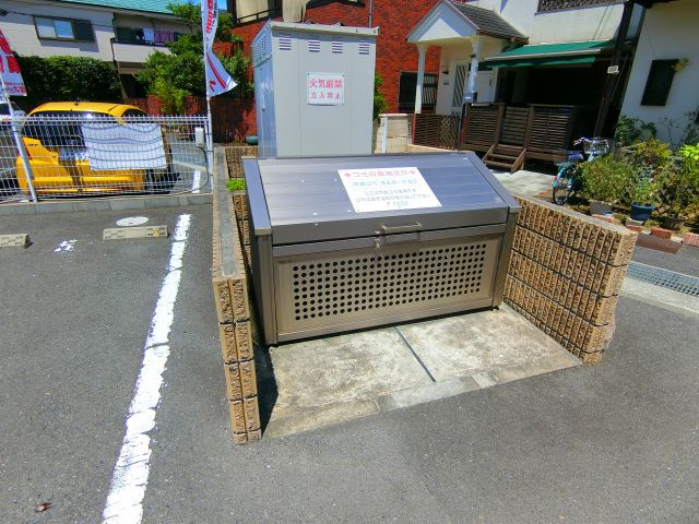 フィオーレ松ヶ丘の周辺