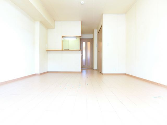 フィオーレ松ヶ丘の居間・リビング