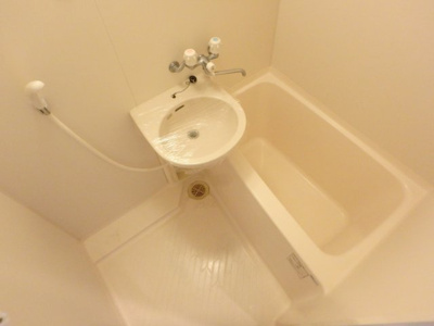 【浴室】 | ペアコート仁川 | 日々の暮らしに欠かせないお風呂です