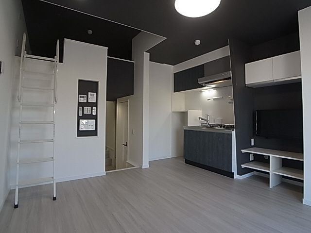 神戸市長田区大谷町３丁目のアパートの居間・リビング|リビング室内