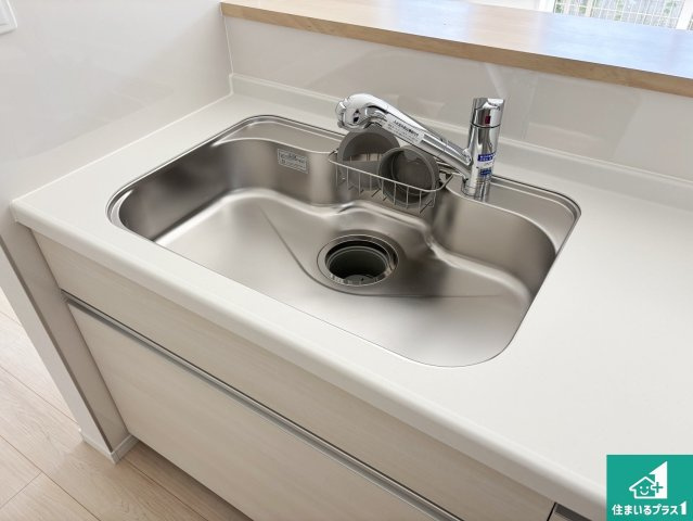 22(土)23(日)24(祝)現地説明会開催　大和郡山市小南町の設備|広々としたシンクで食器洗いも楽々！