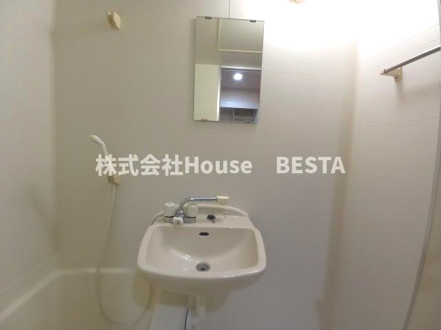 エスリード三宮フラワーロードの独立洗面台